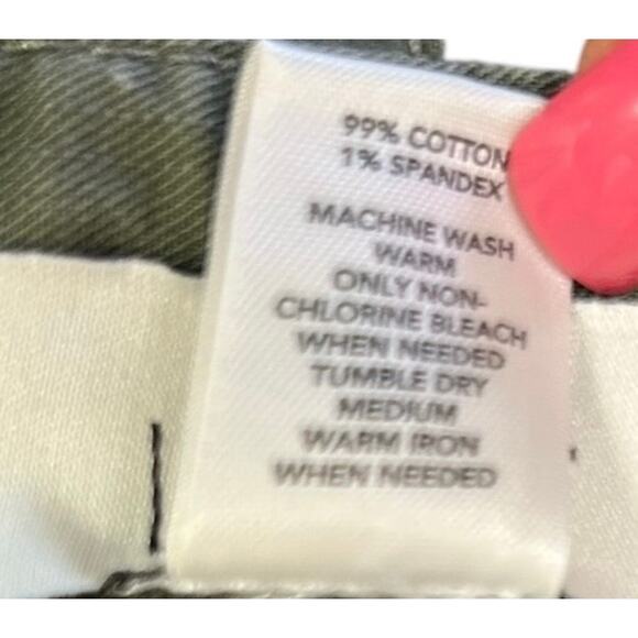 Ann Taylor‎ LOFT Army Green Shorts Size 10 Casual Utility Style Summer - Picture 3 of 4